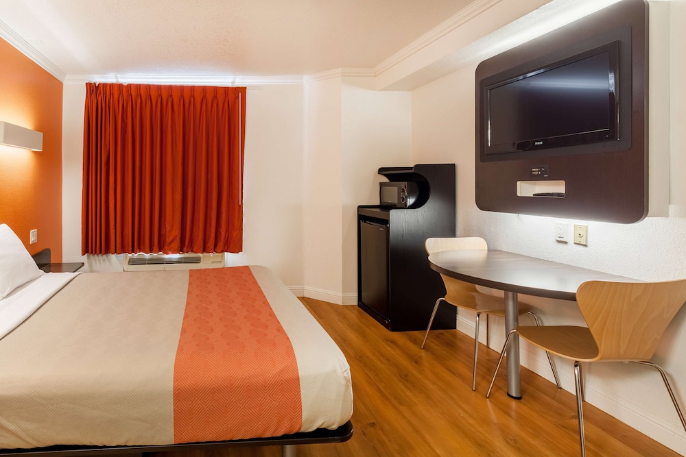 Motel6 Auburn, CA 27/60