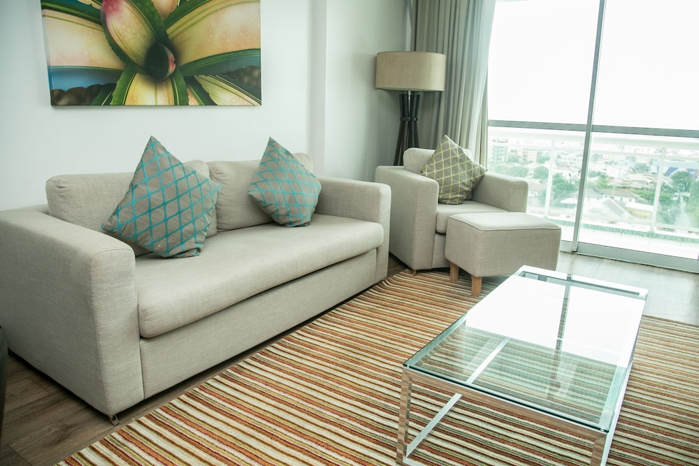 Mercure Macae Hotel 55/77