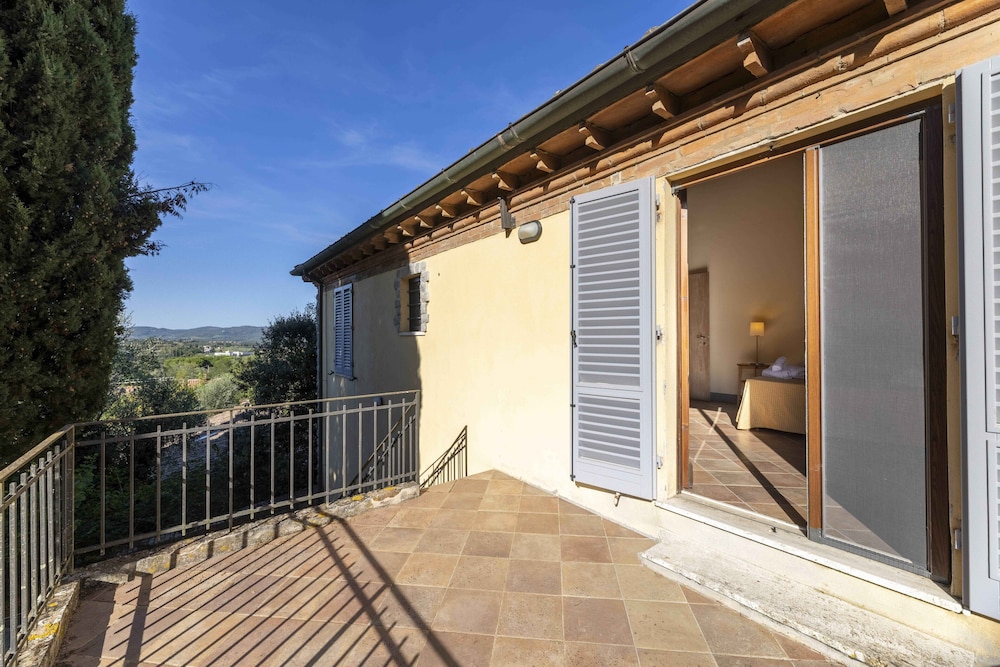 Villa Montarioso 8/67
