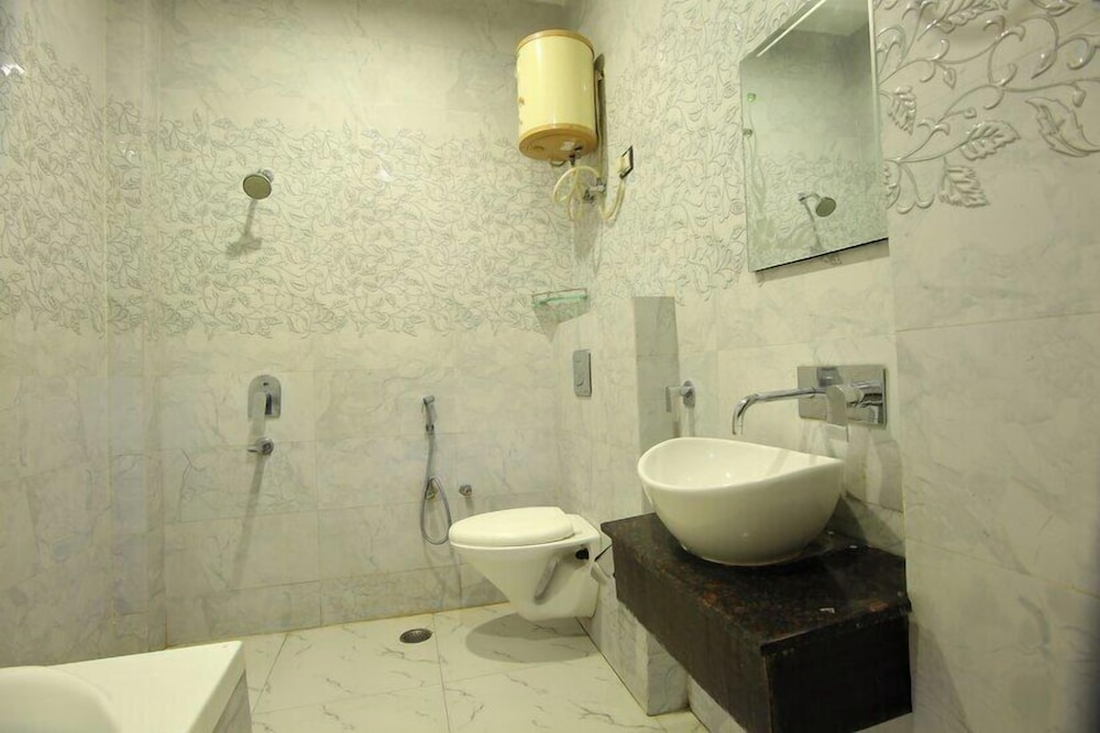 HOTEL RIYA PALACE 42/50