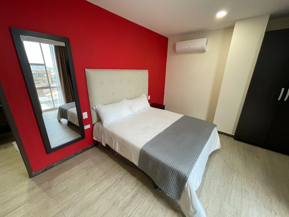 Ramada Cucuta 6/28
