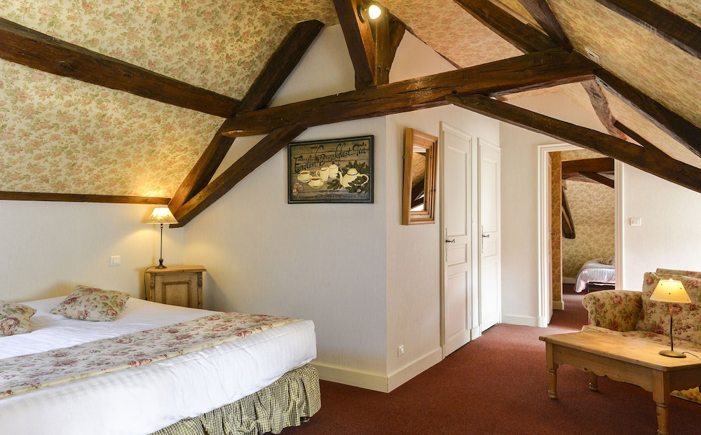 Hotel the Originals Domaine Des Thomeaux 6/50