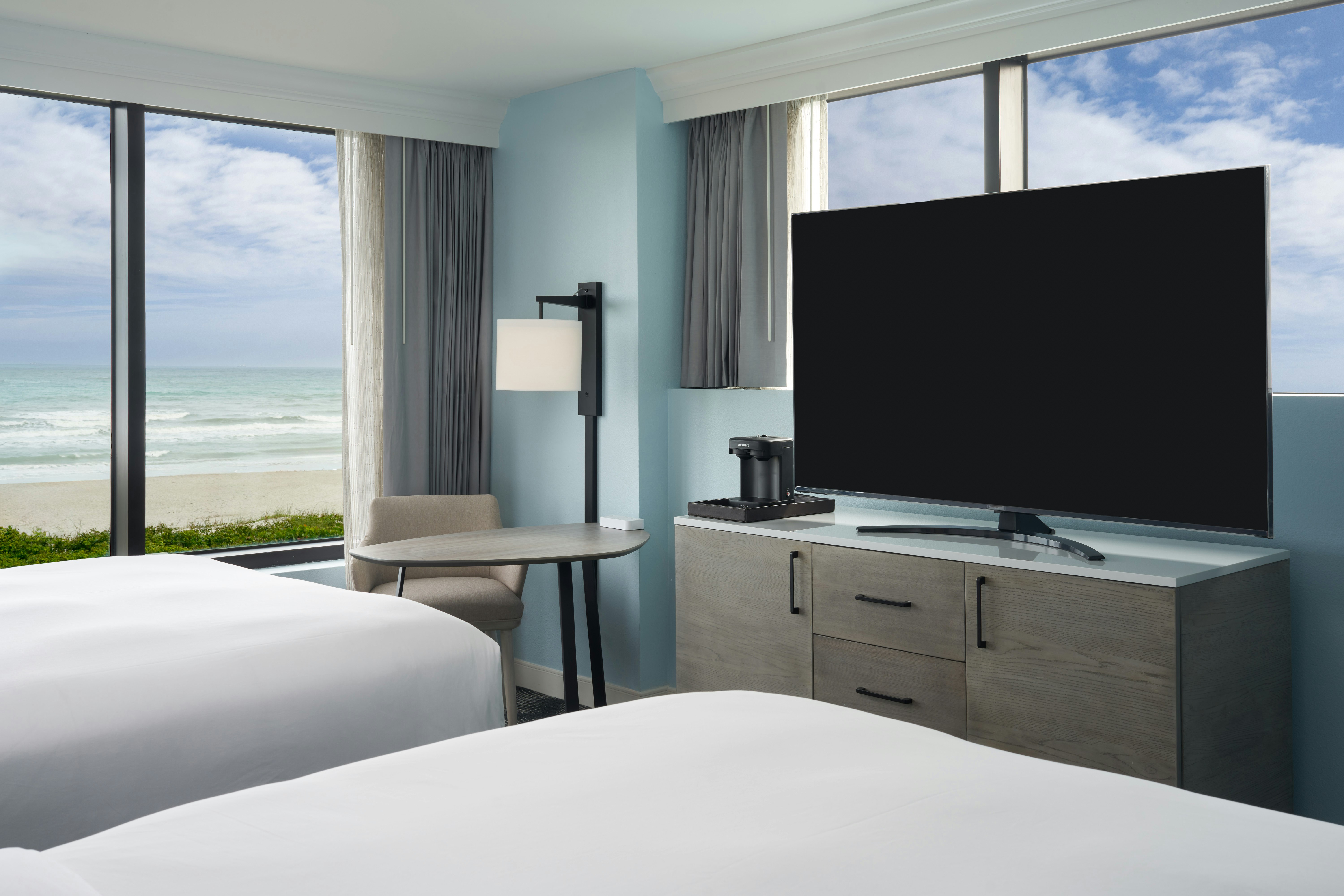 Room, 2 Queen Beds, Ocean Front