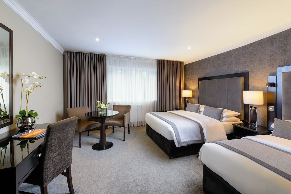 Killarney Oaks Hotel 14/62