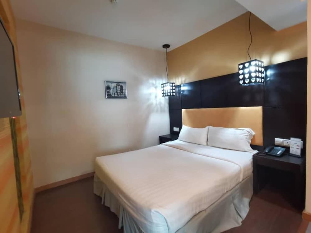 2 Inn 1 Boutique Hotel &amp; Spa 13/38
