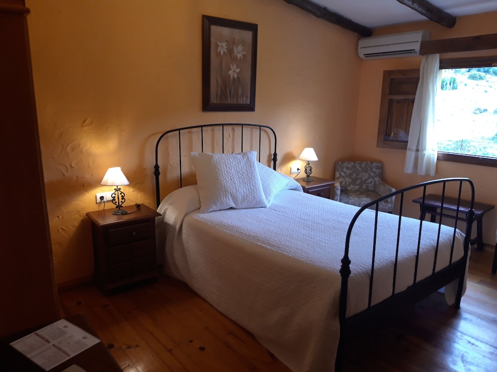 Hotel Hospederia Las Buitreras 22/70