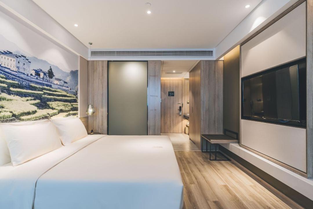 Jimu, Double Bed