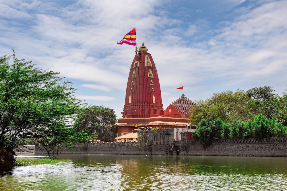 Dwarikadish Lords Eco Inn Dwarika 46/49