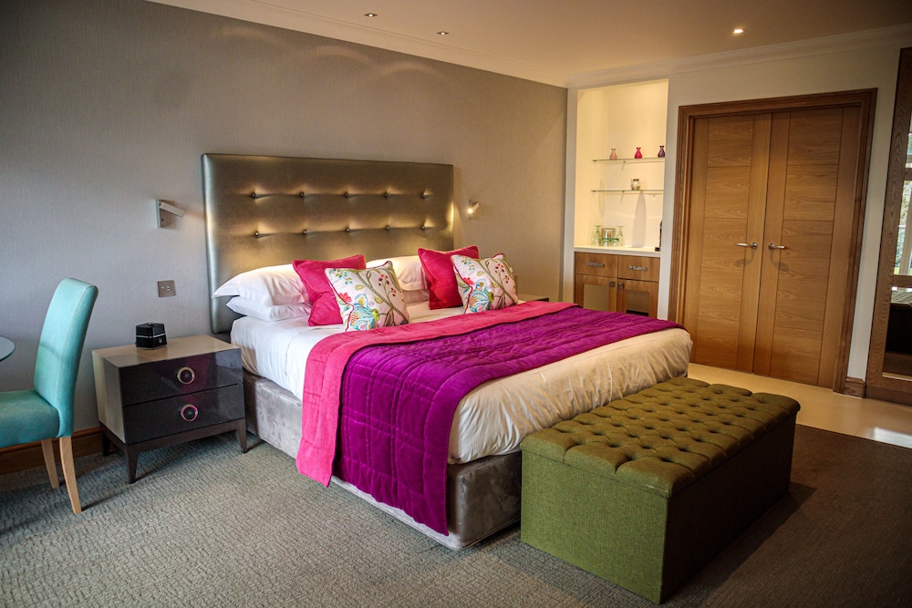 Alexander House And Utopia Spa 15/85