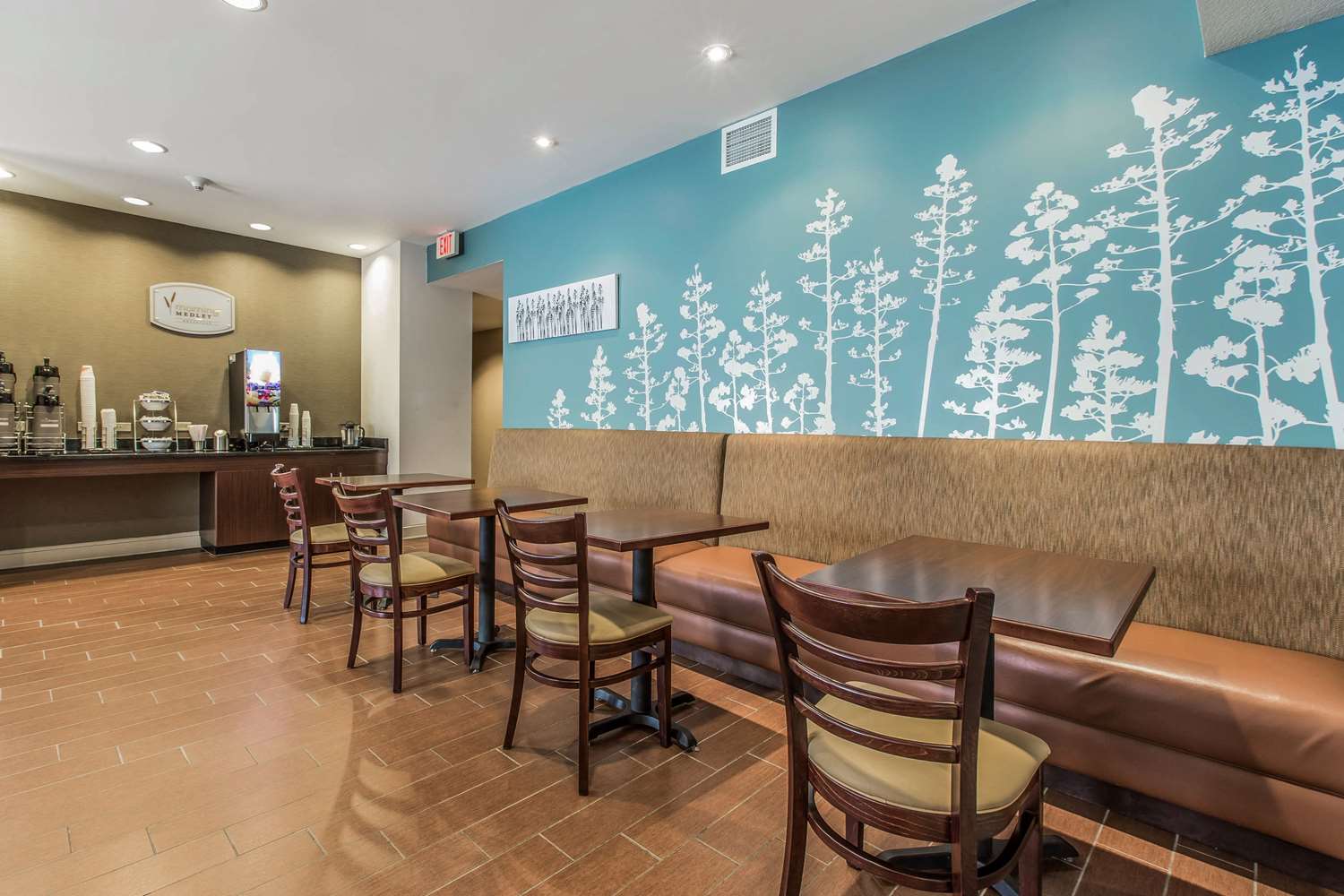 restaurant cafeteria