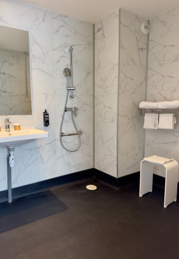 Ibis Styles Bordeaux Saint Medard 49/50