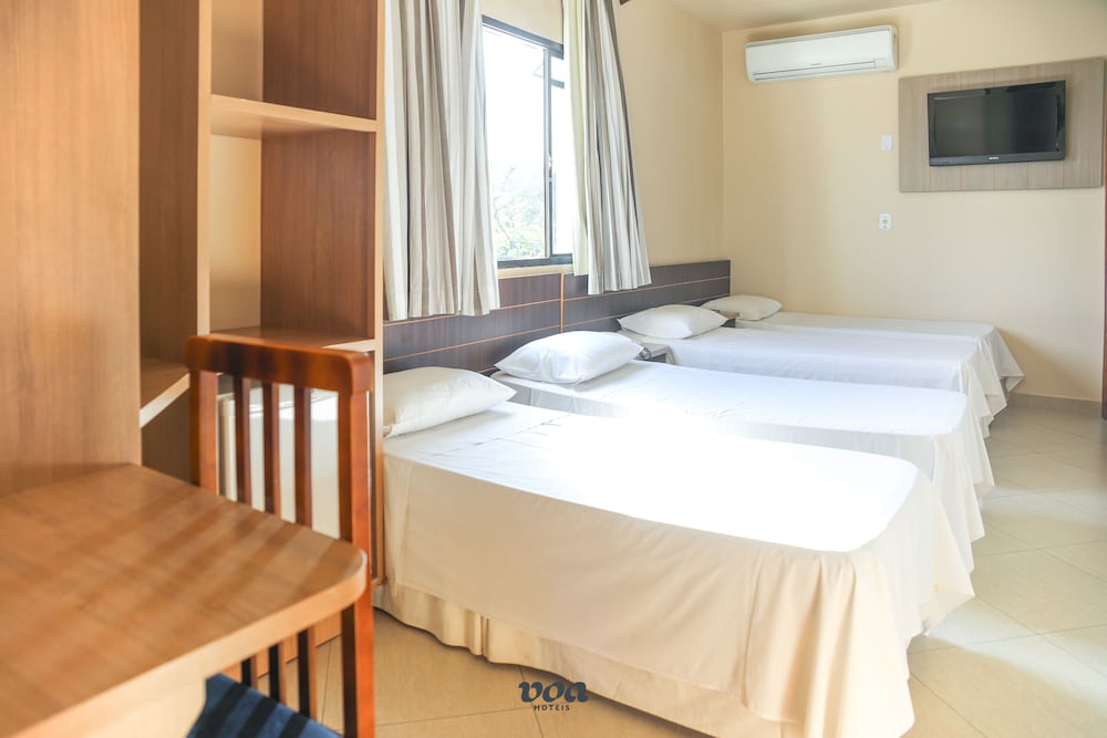 Villa Canoas Hotel 18/80