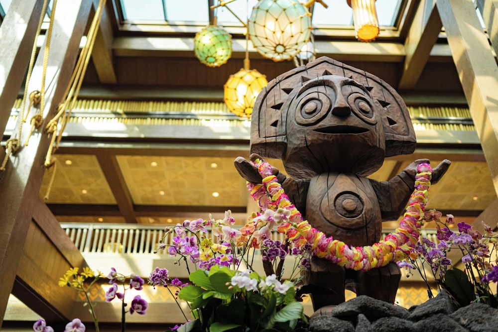Disneys Polynesian Village Resort 4/50