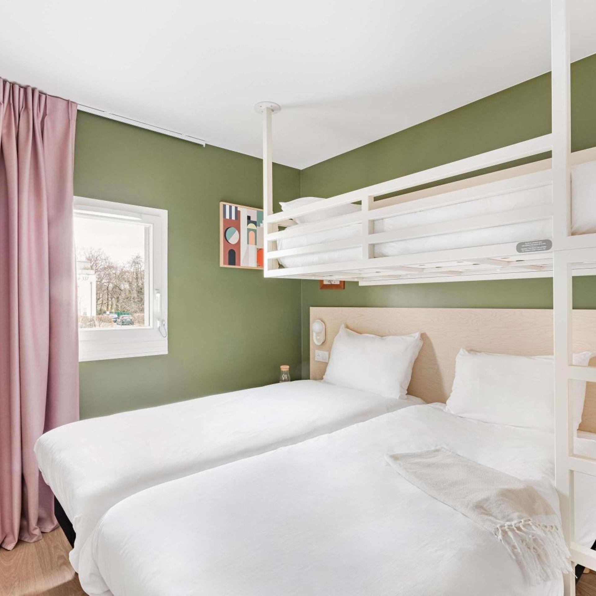 Pop, Triple, Twin Beds, Bunk Bed
