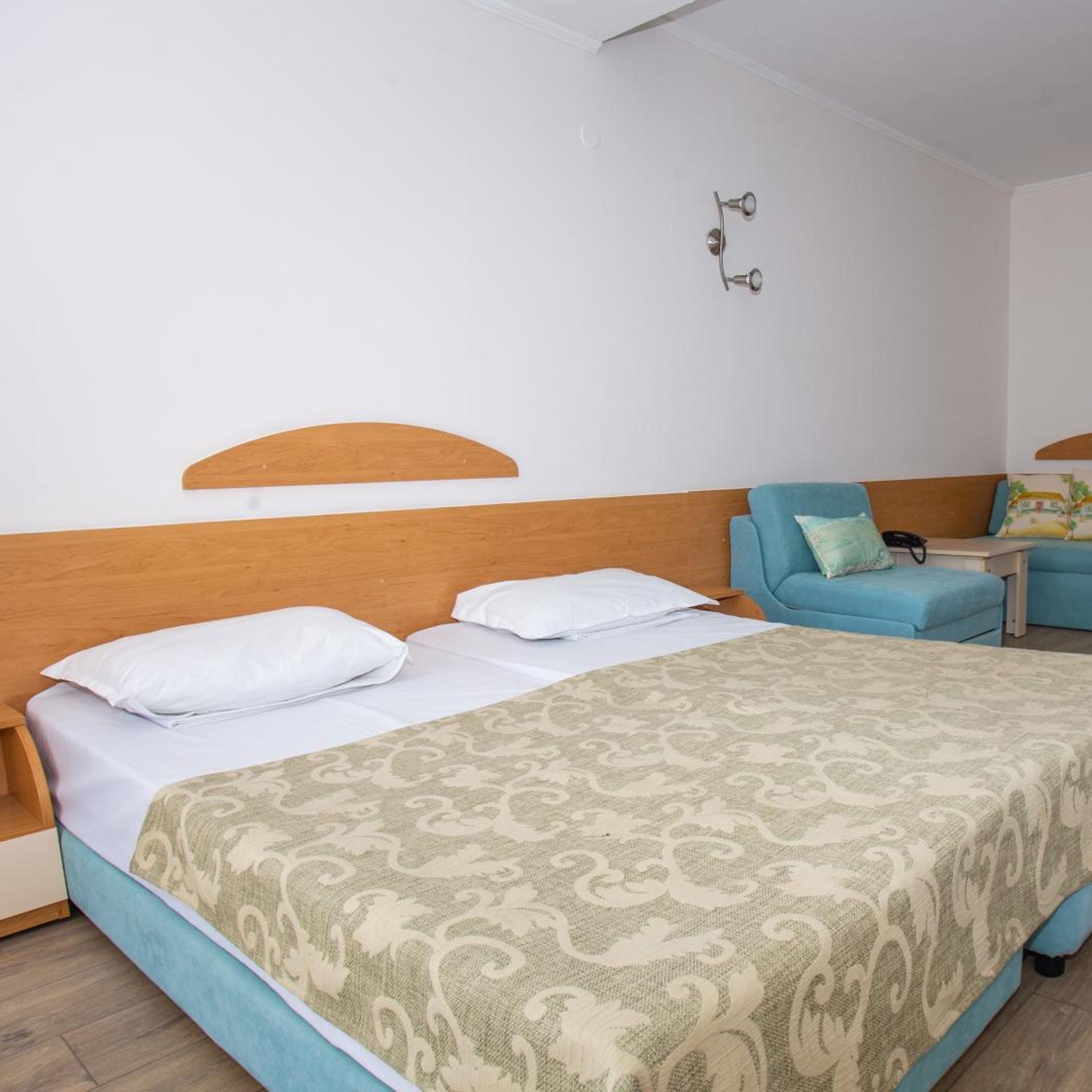 Room, Double or Twin Bed, Sea View 7/10