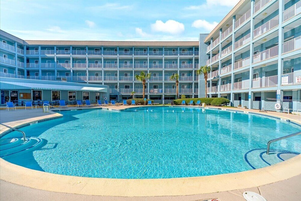 Hilton Head Resort 3/34