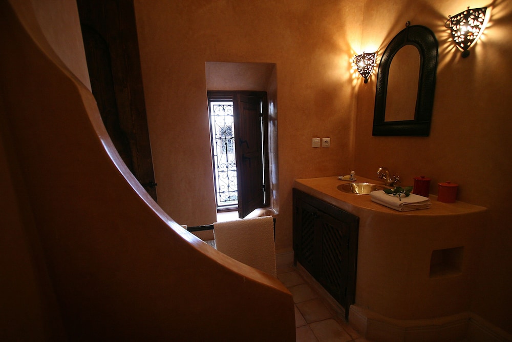 Riad Elixir 6/50