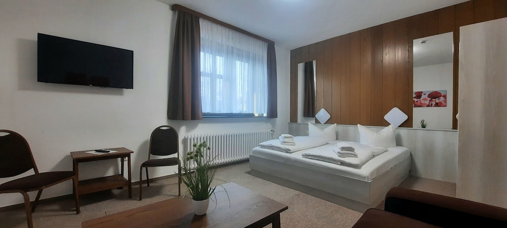 Central-Hotel Tegel 7/50