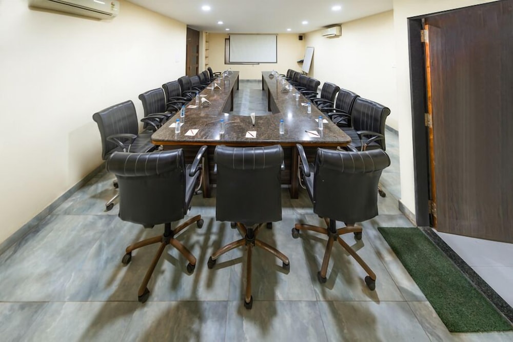 Hotel Sheetal International 43/52