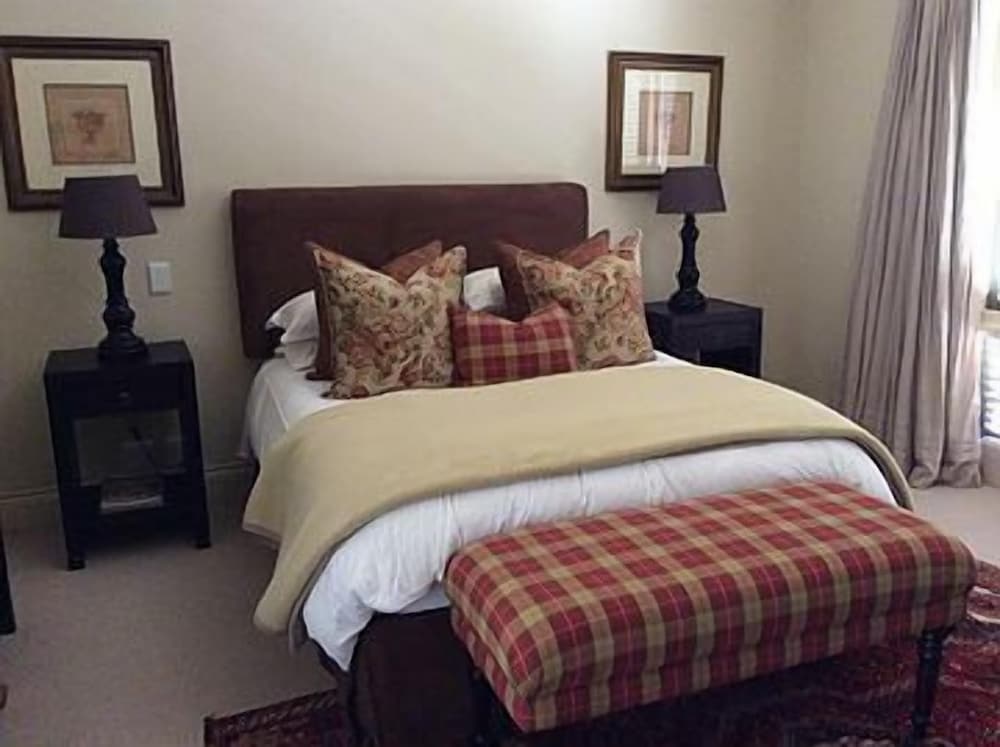 Arum Hill Lodge 8/50