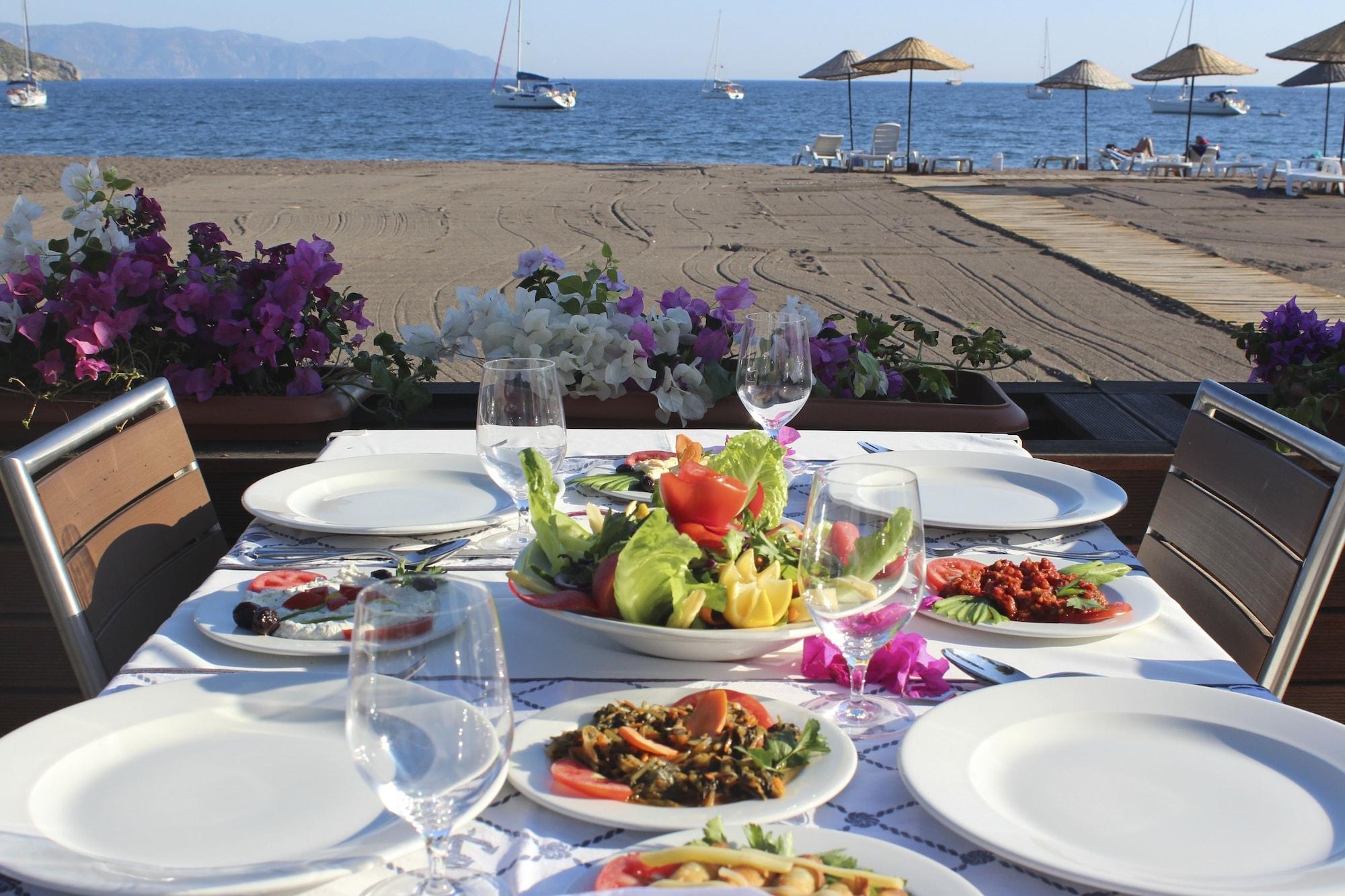Ekincik Beach Hotel 7/20