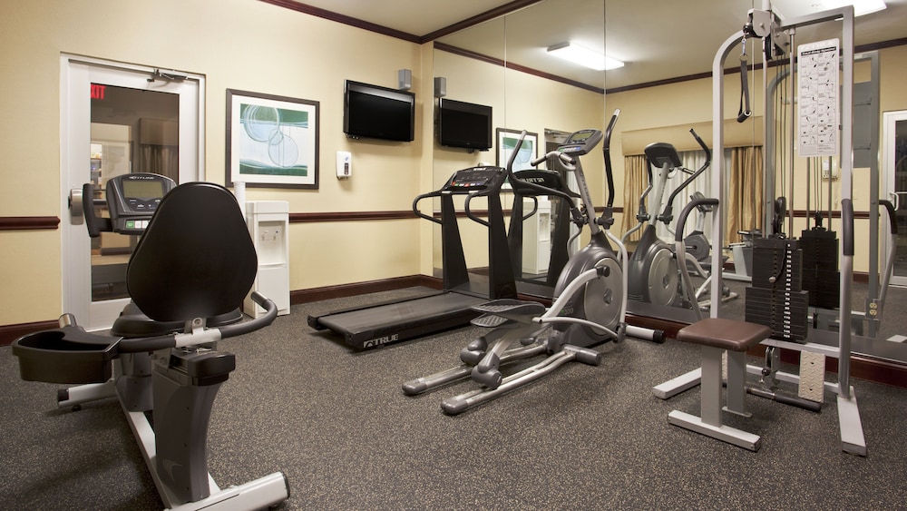 Holiday Inn Express And Suites Allentown West Ex Bw Plus Allentown Inn Suites 29/52