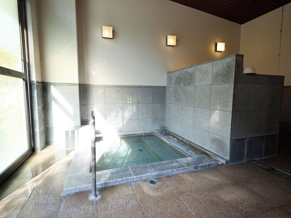 NIKKO STATION HOTEL CLASSIC 38/70