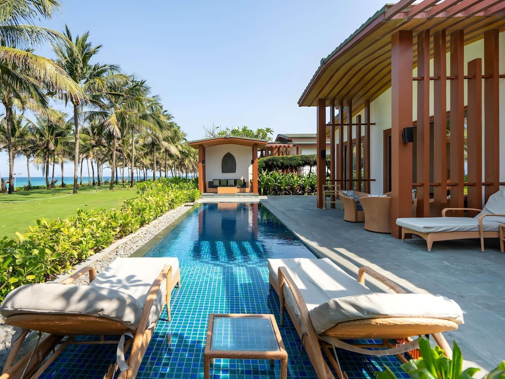 Movenpick Resort Cam Ranh 38/74