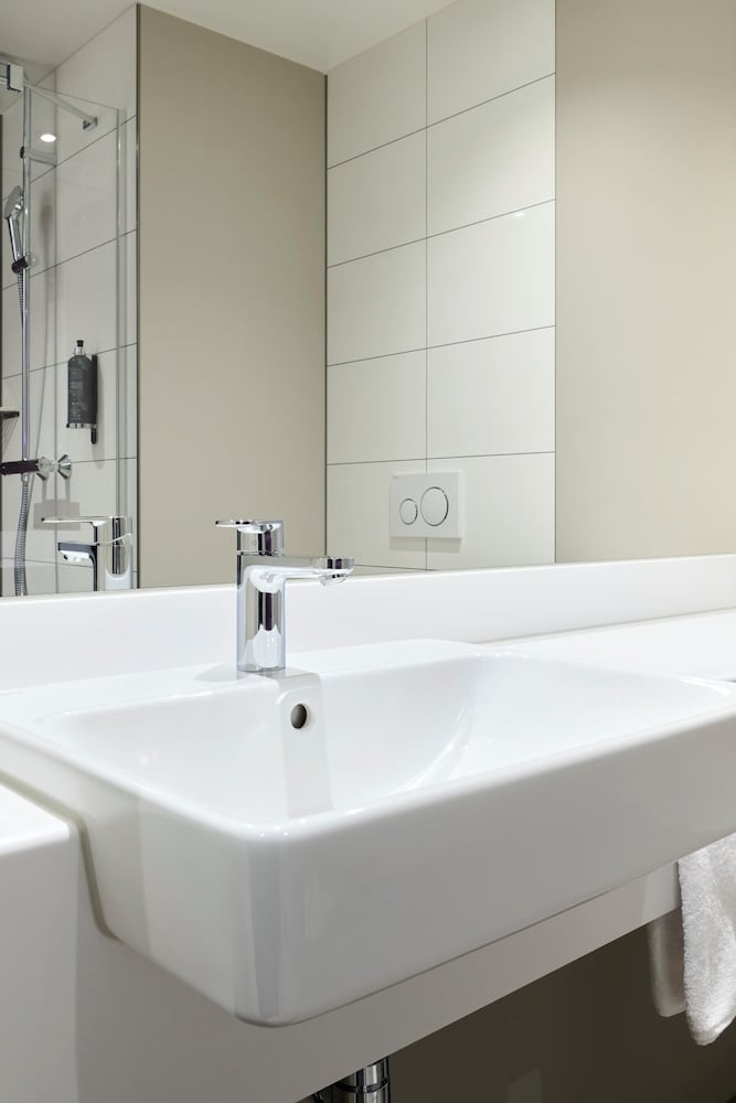 Premier Inn Stuttgart Zuffenhausen 39/44