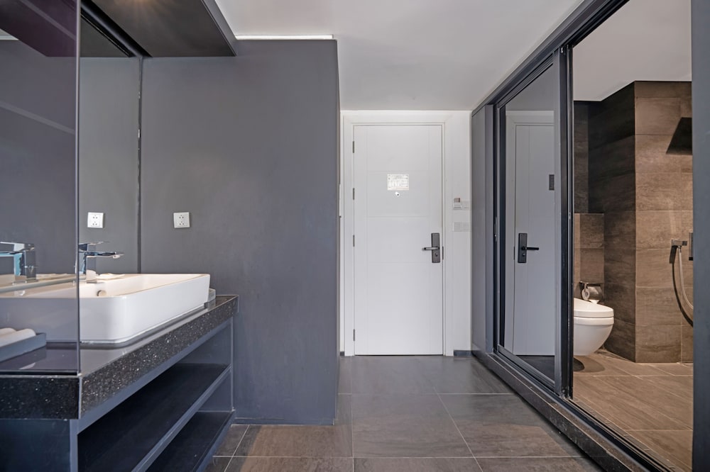The Code Hotel And Spa 49/50