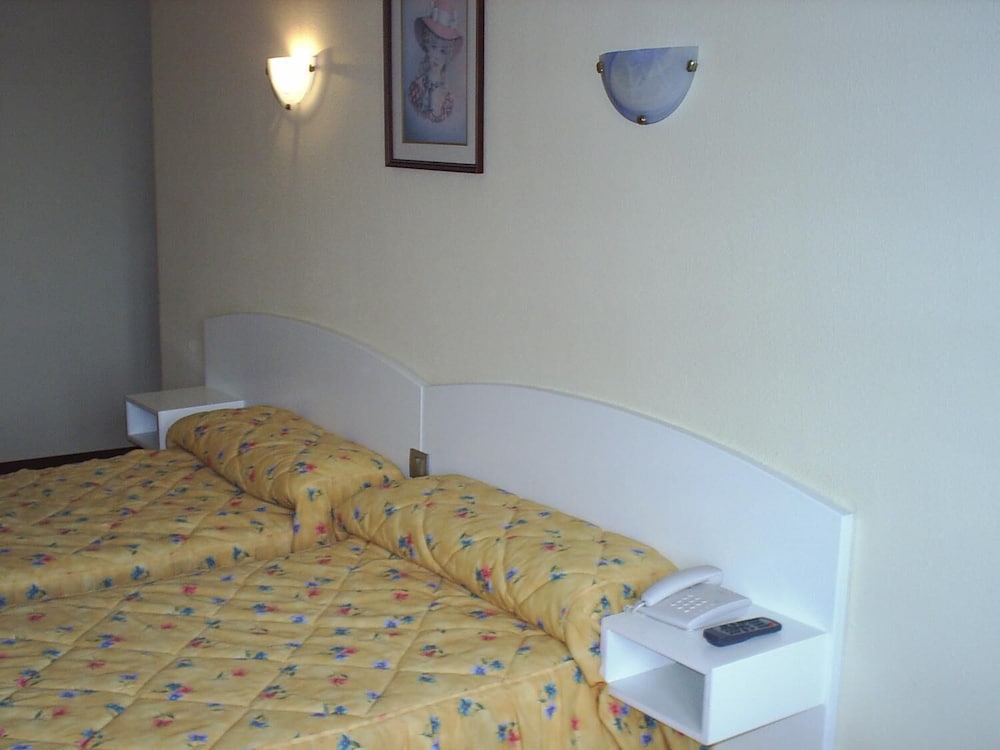 Hotel Costa Cantabra 21/35