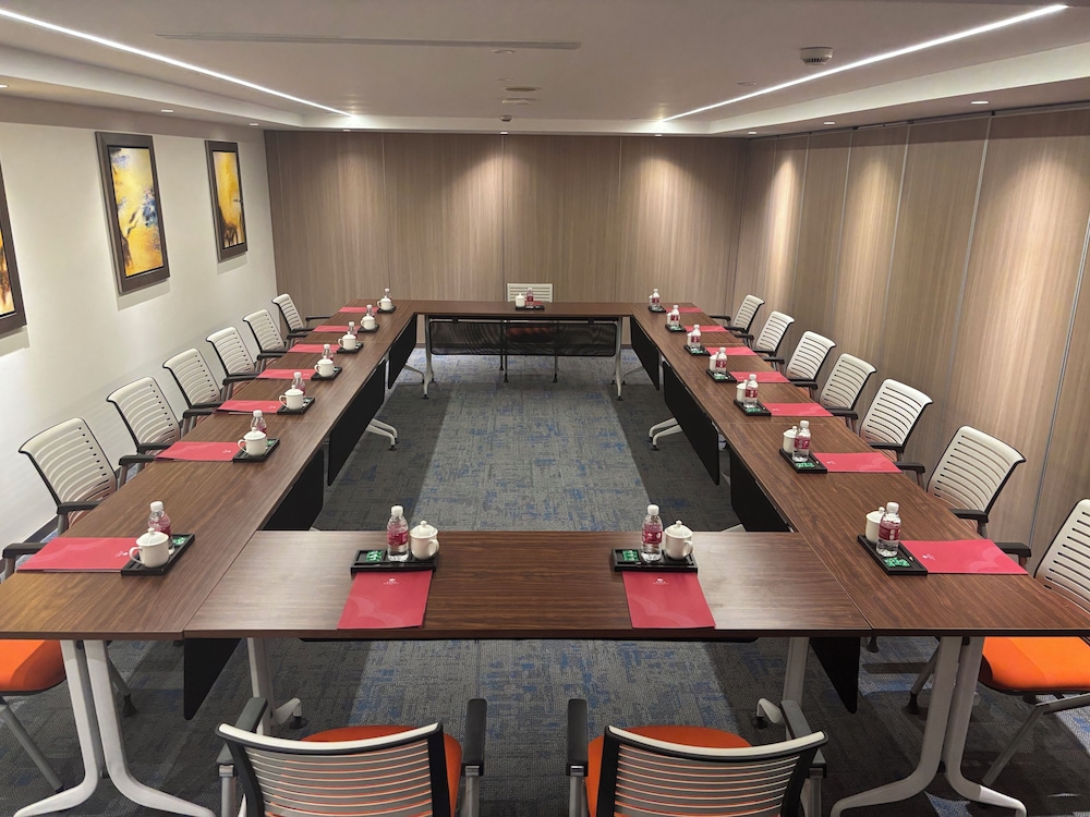 Baolong Hotel Shanghai 40/46