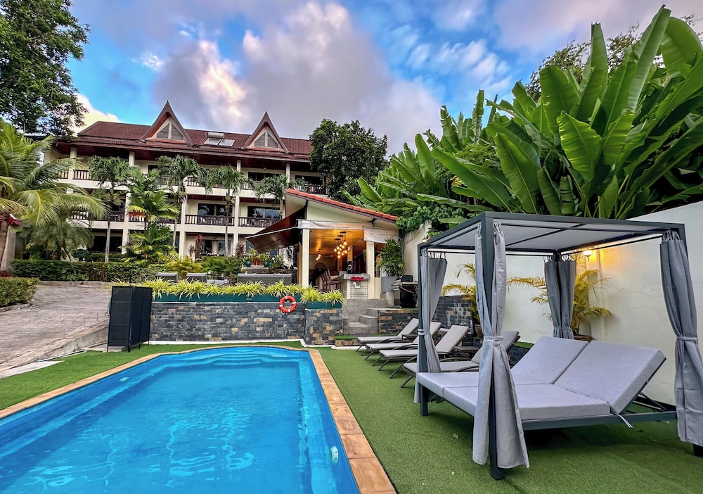 Sea Hills Resort 5/34
