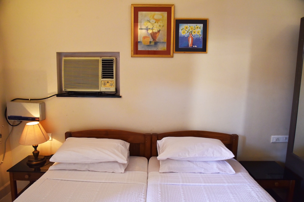 Lillywoods Highland Beach Resort 13/59