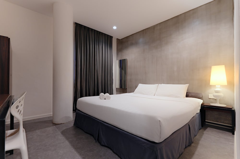 Standard, Double Bed, T+ Hotel Sungai Korok 2/6