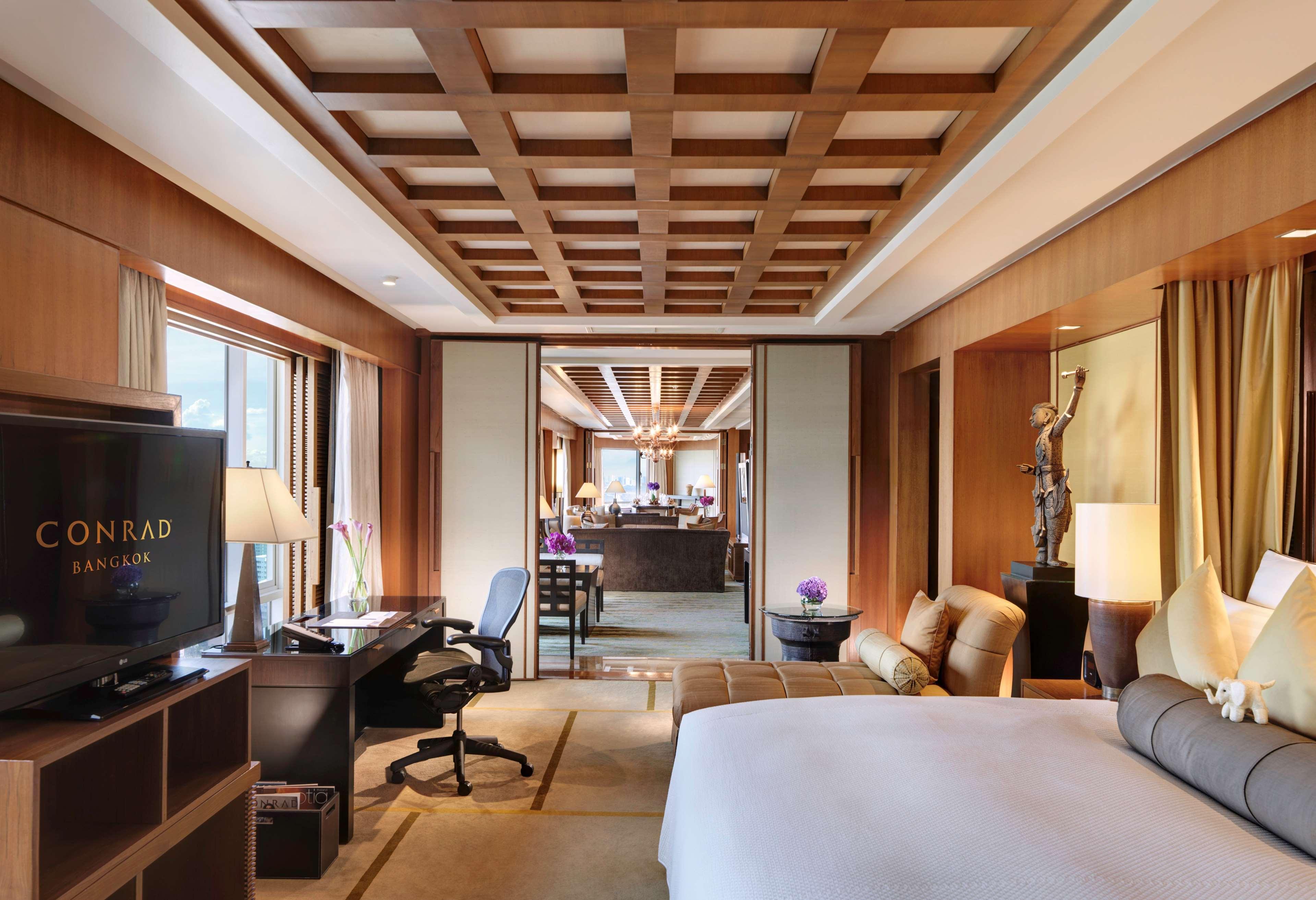 PRESIDENTIAL, SUITE