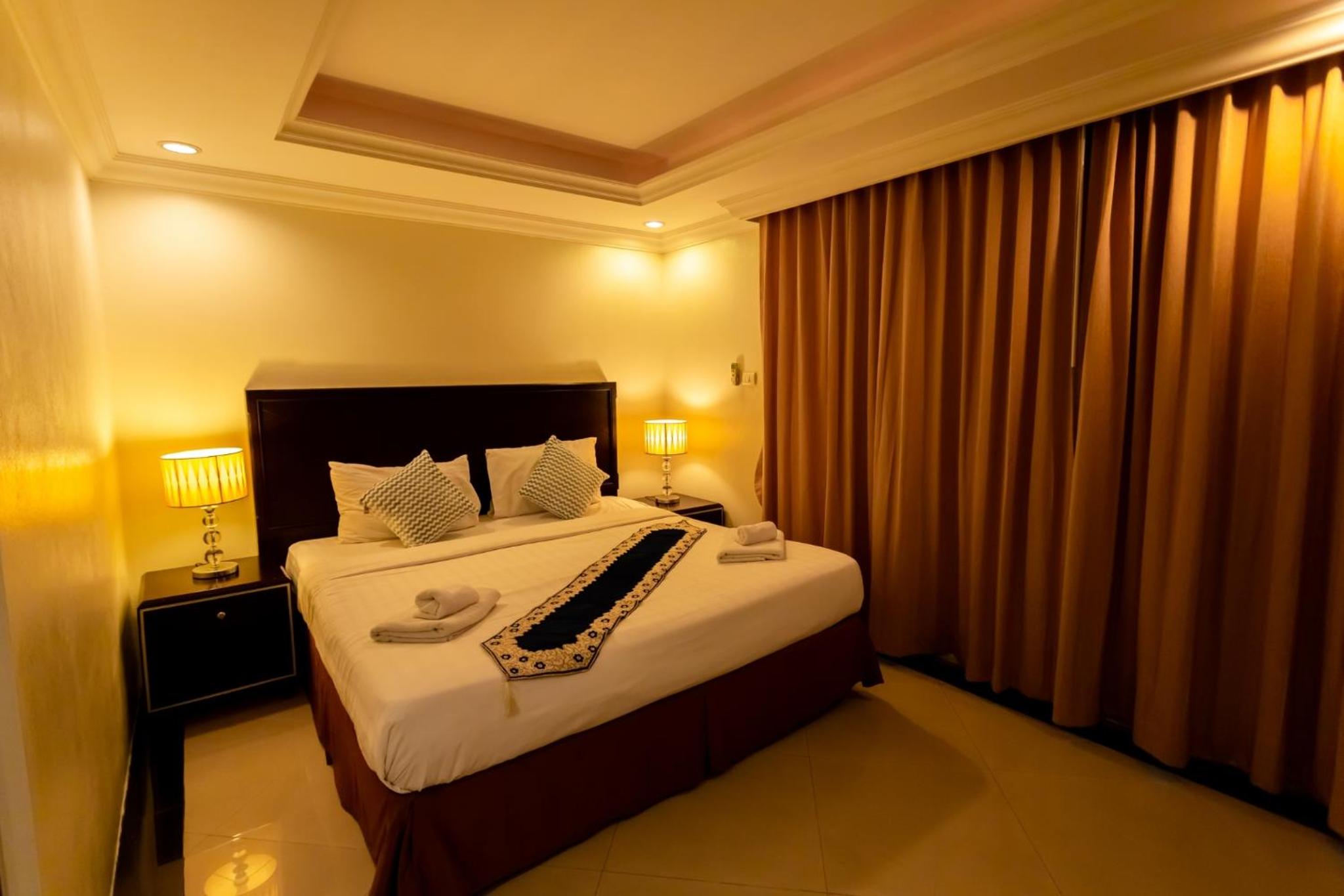 Ivory Palace Hotel 20/50