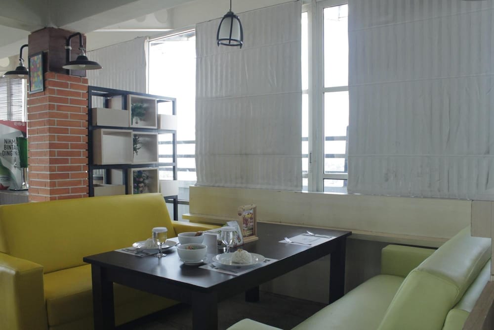 Transera Hotel Pontianak 26/36