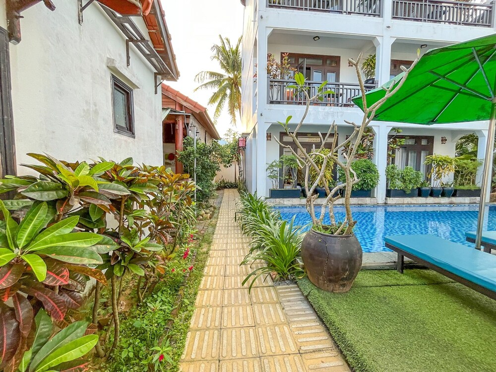 Trendy Life Villa 66/70