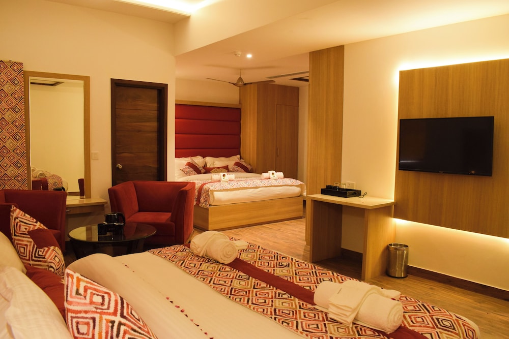 One Earth GG Regency Amritsar 17/34