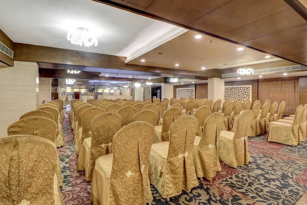 Quality Inn Bez Krishnaa 27/50
