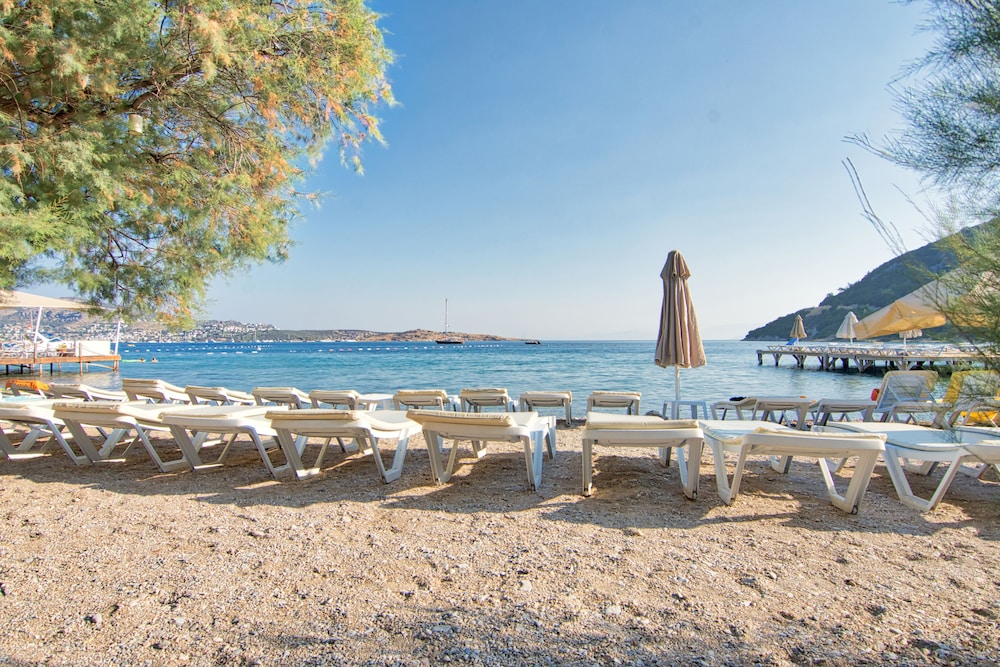 Selvi Beach Hotel 25/48