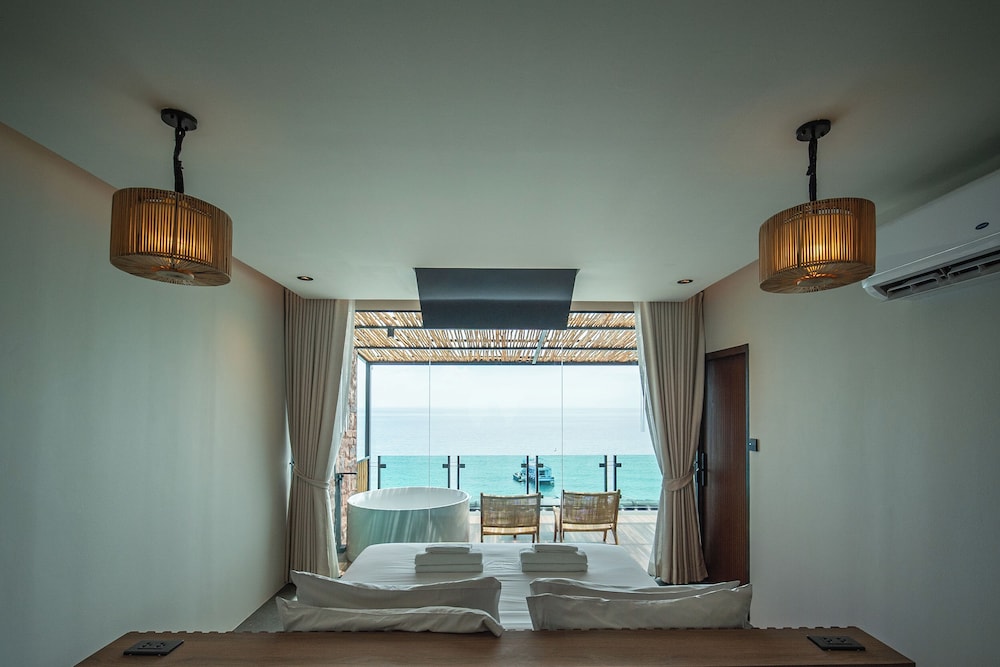 Sangthian Beach Resort 18/60