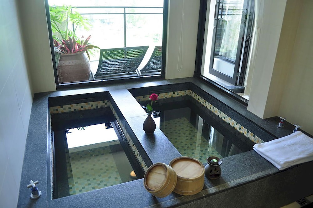 Tai-Yi Red Maple Resort(Tai-Yi Ecological Leisure Farm) 41/64