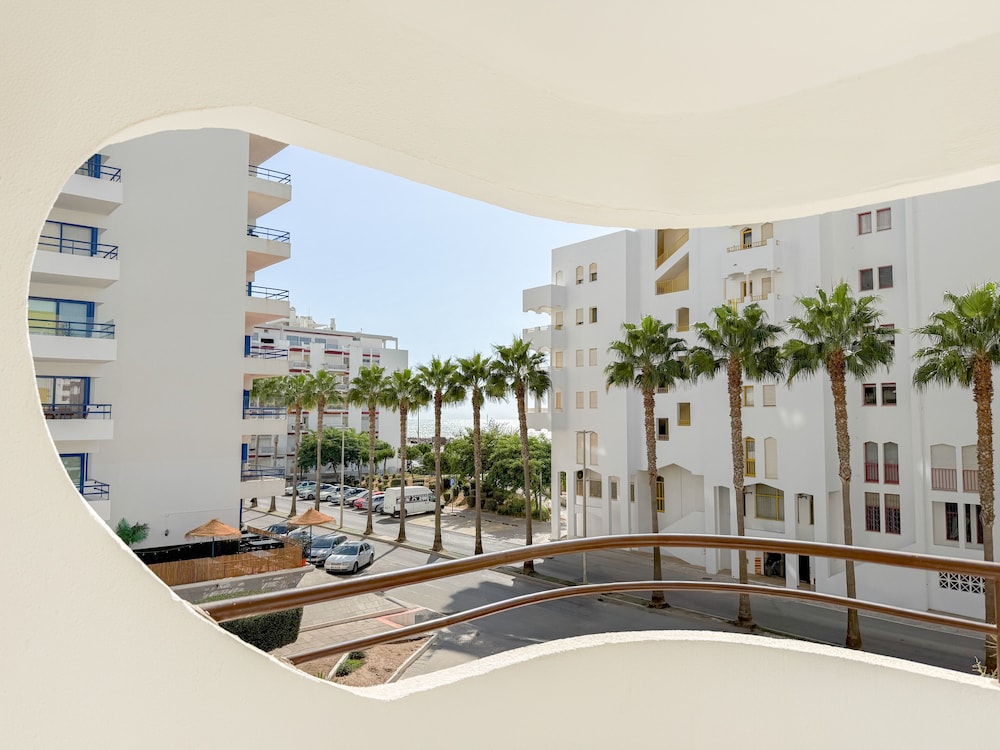 Atismar Hotel 39/50