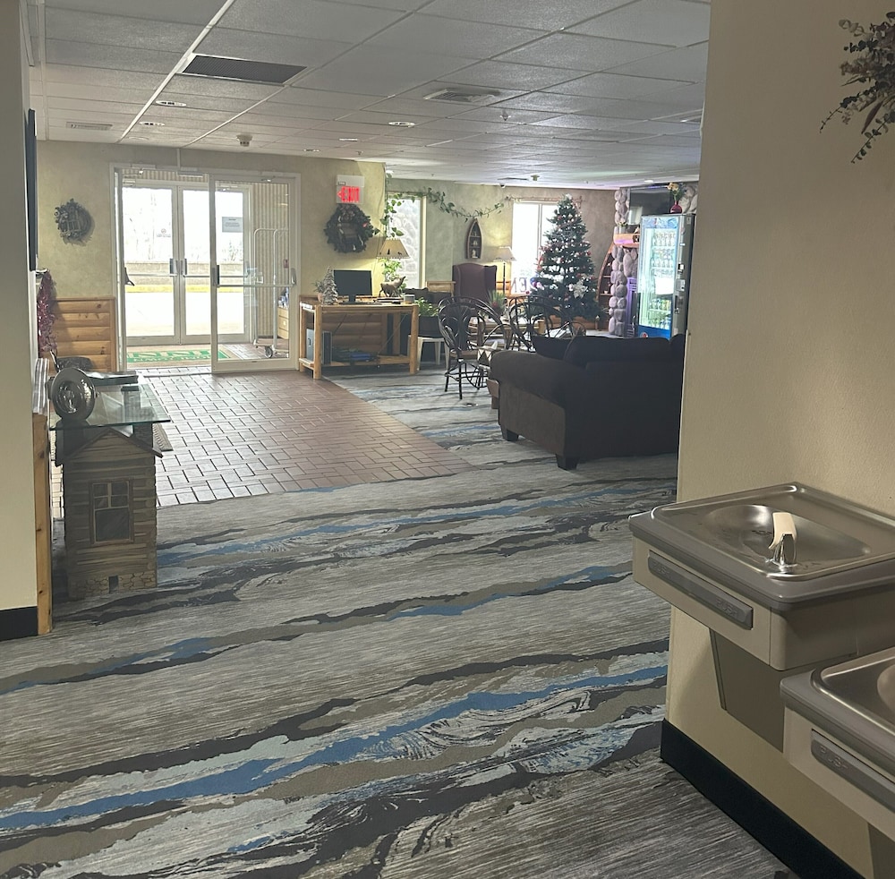 Hometown Inn 11/50