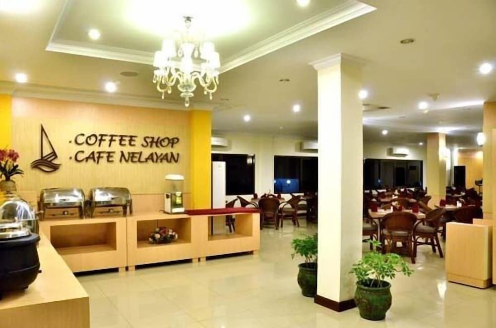 Bahari Inn Tegal 22/36