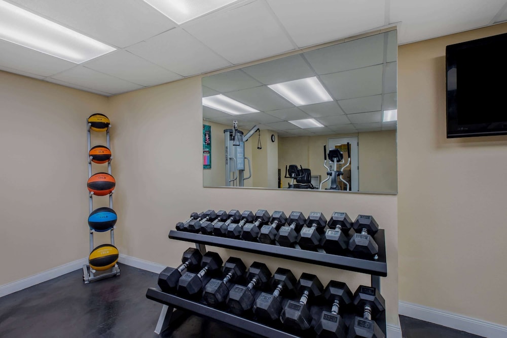 La Quinta Inn & Suites by Wyndham Lexington Park - Patuxent 29/52