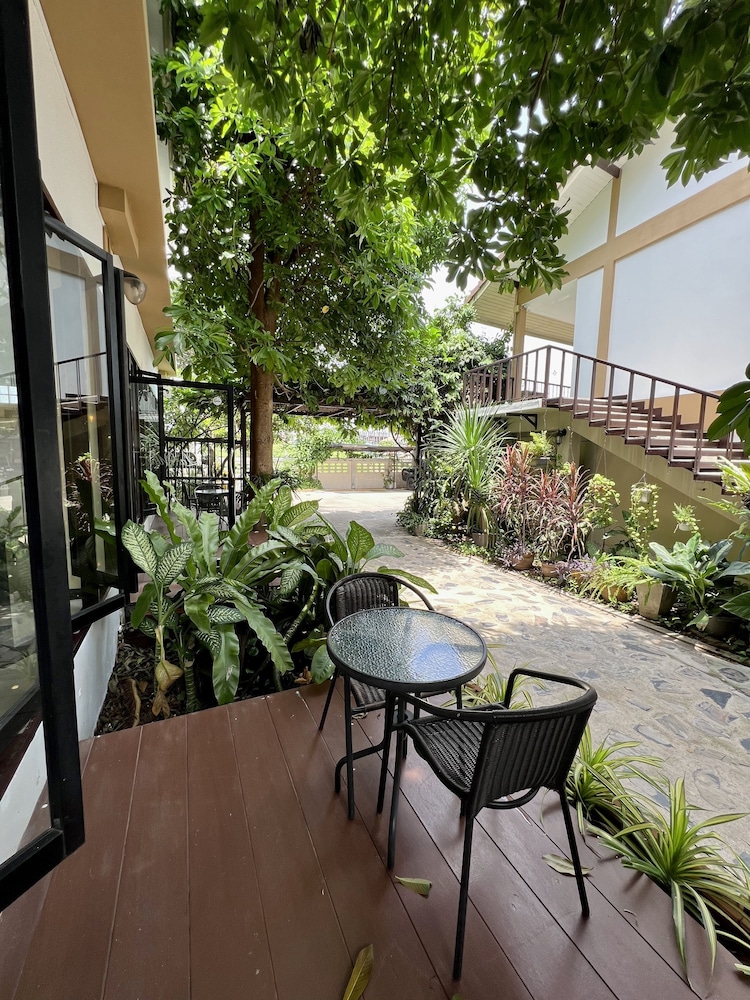 Hotel La Villa Khon Kaen 53/72