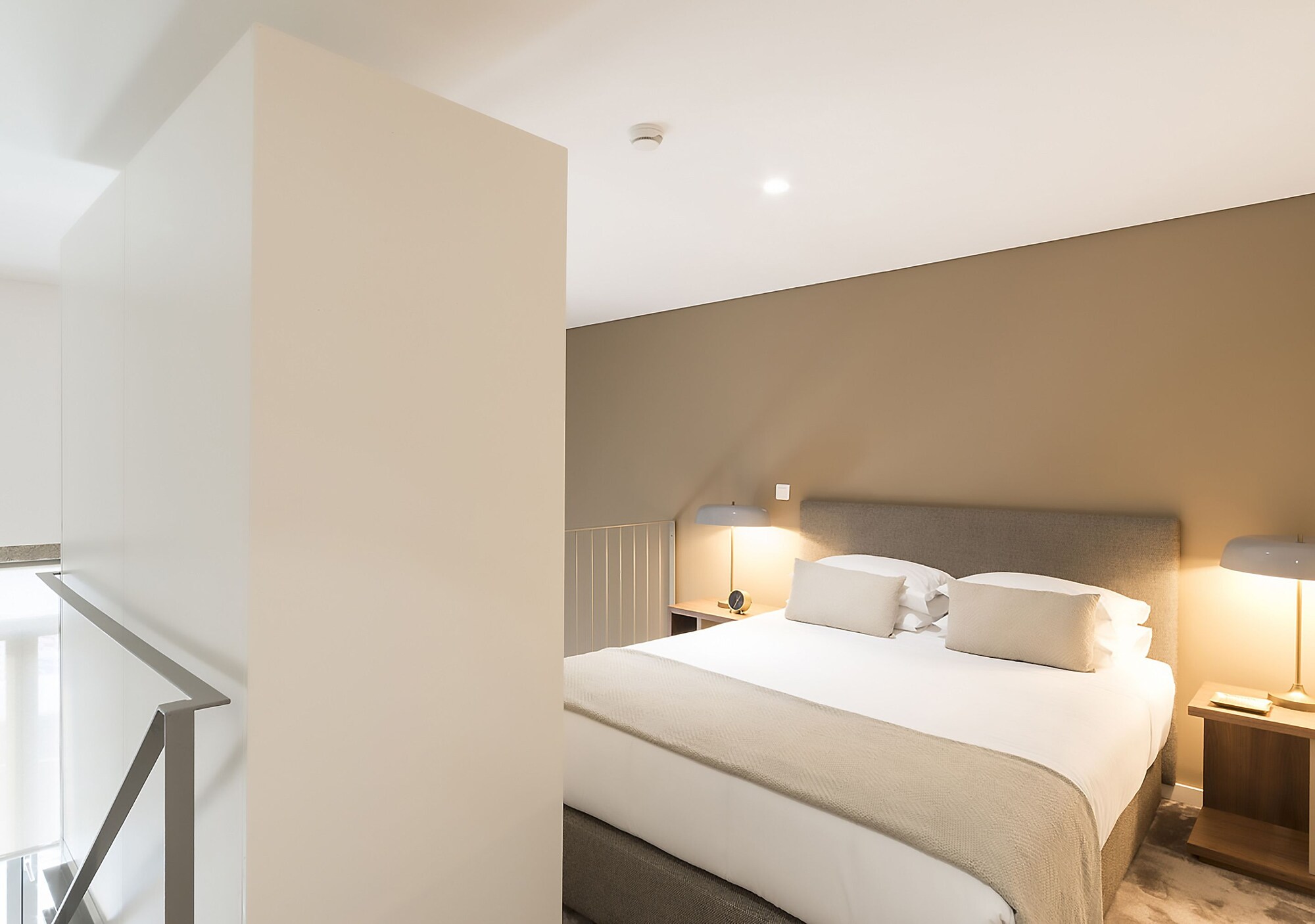1 BEDROOM, LOFT, STANDARD, CITY VIEW, POOL ACCESS
